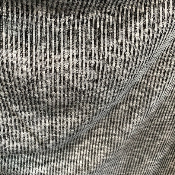 Express XS off the shoulder grey top - Picture 3 of 3